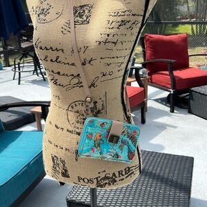 Sakroots crossbody wallet